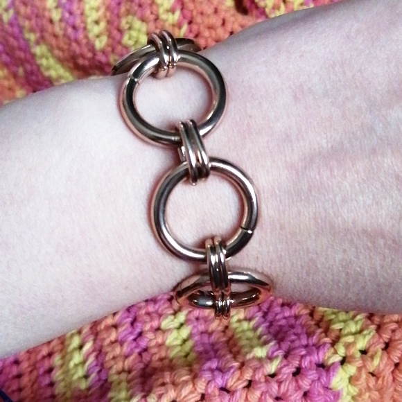 Victoria's secret bracelet - Picture 3 of 4